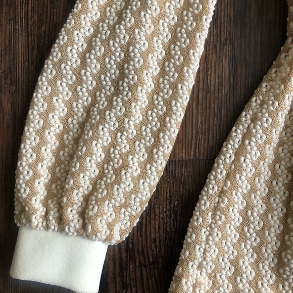 Vintage Gold Metallic Retro Blouse - Picture 3 of 7